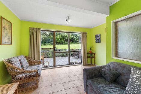 Photo of property in 4 Deveron Place, Tawa, Wellington, 5028