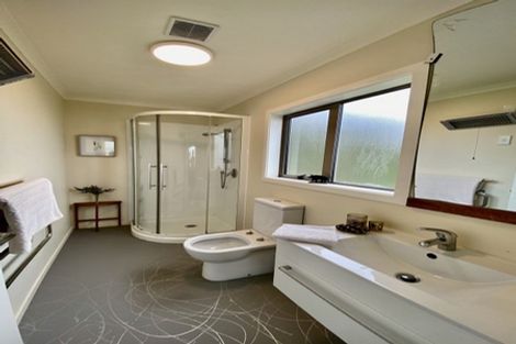 Photo of property in 14 Chastudon Place, Tawa, Wellington, 5028