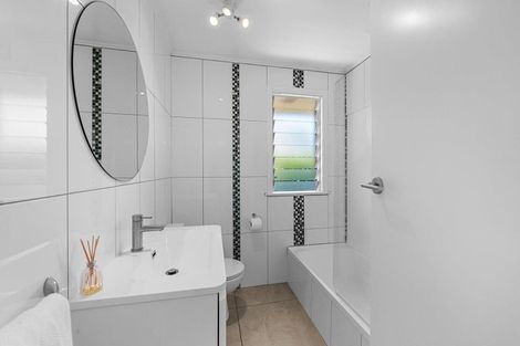 Photo of property in 6/20 Saltburn Road, Milford, Auckland, 0620