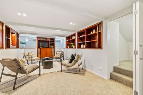 Photo of property in 30 Churchill Road, Murrays Bay, Auckland, 0630