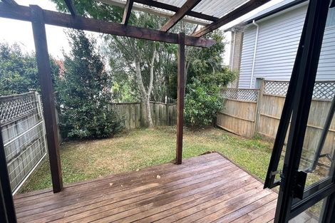 Photo of property in 1/44 Fields Parade, Oteha, Auckland, 0632