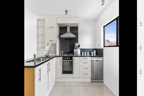 Photo of property in 1/14a Kurnell Drive, Botany Downs, Auckland, 2010