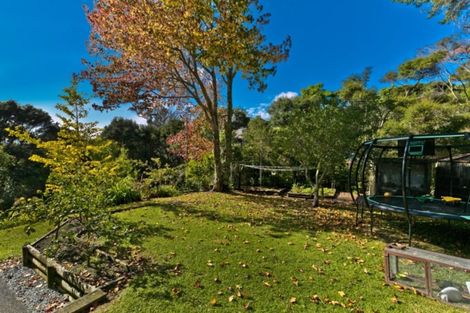 Photo of property in 19 Te Araroa Drive, Paremoremo, Auckland, 0632