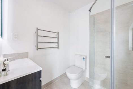 Photo of property in 8/535 Swanson Road, Ranui, Auckland, 0612