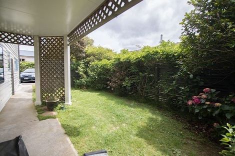 Photo of property in 186 Orangi Kaupapa Road, Northland, Wellington, 6012