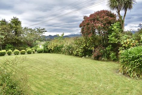 Photo of property in 32 Te Roto Road, Otaki, 5512