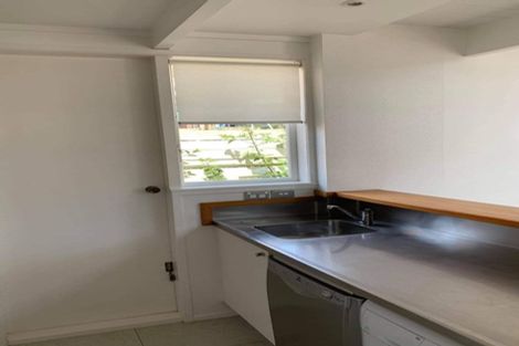 Photo of property in 3/252 Hurstmere Road, Takapuna, Auckland, 0622