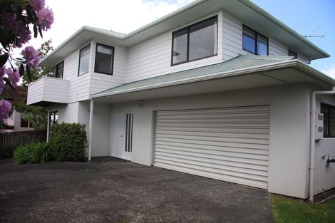 Photo of property in 1/60 Penzance Road, Mairangi Bay, Auckland, 0630