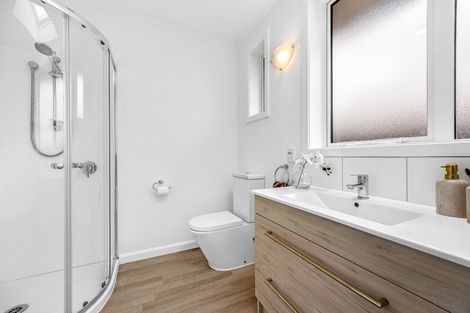 Photo of property in 44 Flower Street, Bryndwr, Christchurch, 8053