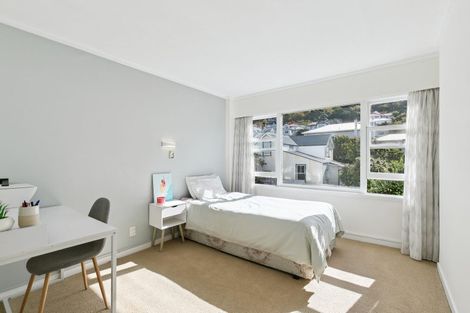 Photo of property in Newman Court Apartments, 2 Newman Terrace, Thorndon, Wellington, 6011