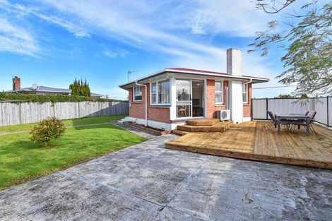 Photo of property in 5 Boon Street, Manurewa, Auckland, 2102