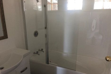 Photo of property in 18 Totara Park Road, Clouston Park, Upper Hutt, 5018