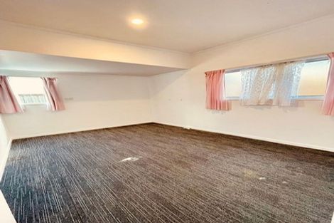 Photo of property in 24 Eastdale Road, Avondale, Auckland, 1026