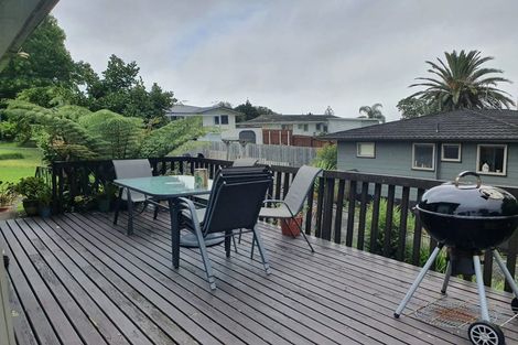 Photo of property in 28 Solar Road, Glen Eden, Auckland, 0602