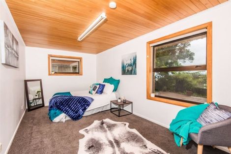 Photo of property in 51 Nalanda Crescent, Broadmeadows, Wellington, 6035