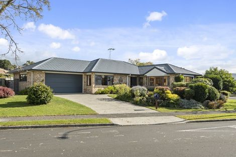 Photo of property in 2 Ranfurly Terrace, Pyes Pa, Tauranga, 3112