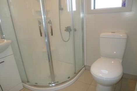 Photo of property in 52d Mandalay Terrace, Khandallah, Wellington, 6035