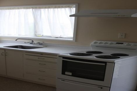 Photo of property in 2/181 Forrest Hill Road, Forrest Hill, Auckland, 0620