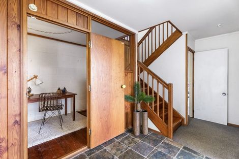 Photo of property in 13 Archers Road, Hillcrest, Auckland, 0629