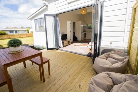 Photo of property in 27 Cutten Street, South Dunedin, Dunedin, 9012