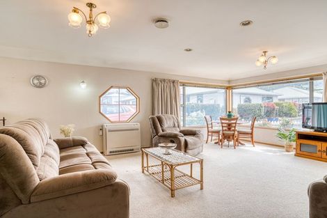 Photo of property in Balmoral Park, 3/31 Eastbourne Street, Caversham, Dunedin, 9012