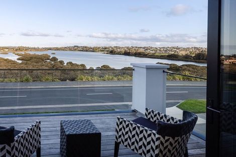 Photo of property in 112 Arran Point Parade, Orewa, 0931