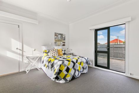 Photo of property in 1 Henwood Road, Mangere East, Auckland, 2024