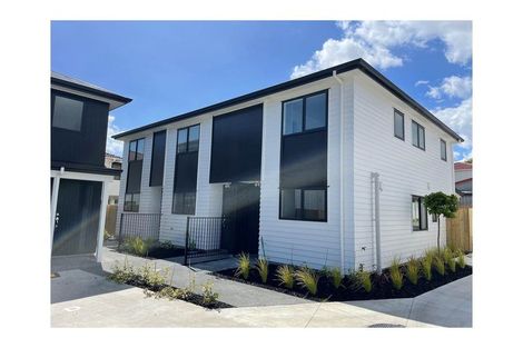 Photo of property in 21 Alabaster Drive, Papatoetoe, Auckland, 2025