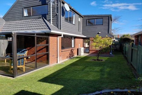 Photo of property in 17 Mcarthur Street, Terrace End, Palmerston North, 4410