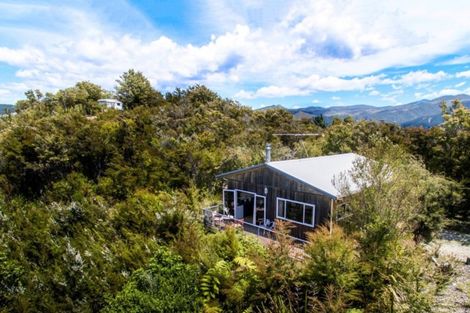 Photo of property in 112 Tokongawa Drive, Kaiteriteri, Motueka, 7197