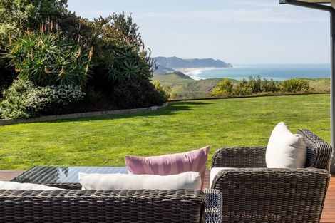 Photo of property in 64 Waipuka Road, Waimarama, Havelock North, 4294