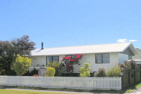 Photo of property in 180 Acacia Bay Road, Nukuhau, Taupo, 3330