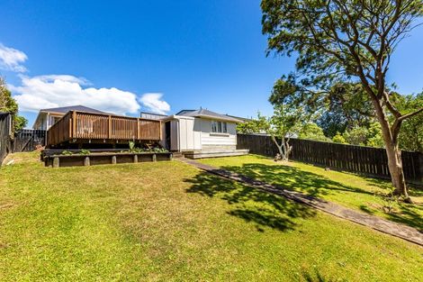 Photo of property in 25 Kapiti Crescent, Titahi Bay, Porirua, 5022