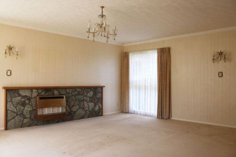 Photo of property in 7 Maire Street, Woburn, Lower Hutt, 5010