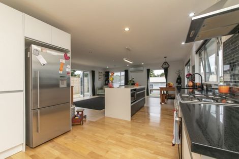 Photo of property in 67 Waipani Road, Te Atatu Peninsula, Auckland, 0610