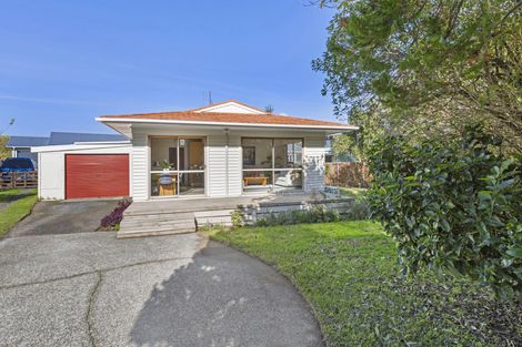 Photo of property in 1 Sunshine Rise, Raglan, 3225