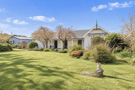 Photo of property in 15 Montrose Street, Waiau, 7332