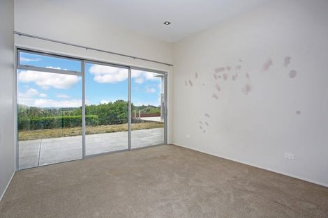 Photo of property in 58 Old Barn Road, Opaheke, Papakura, 2584