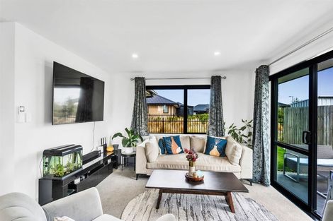 Photo of property in 23 Arabella Crescent, Yaldhurst, Christchurch, 8042