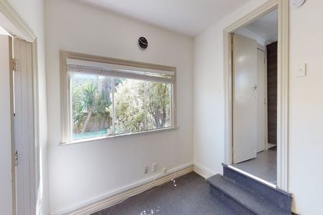 Photo of property in 37 Chilka Street, Berhampore, Wellington, 6023