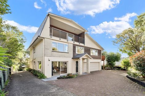 Photo of property in 19 Robin Lane, Browns Bay, Auckland, 0630