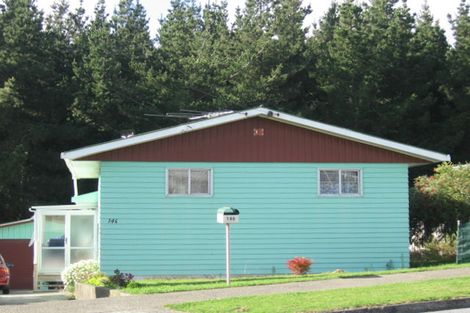 Photo of property in 146 Driver Crescent, Cannons Creek, Porirua, 5024