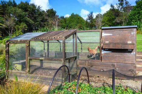 Photo of property in 26a Awhiorangi Promenade, Swanson, Auckland, 0816