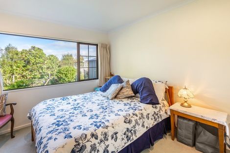 Photo of property in 33 Lakeridge Close, Rangatira Park, Taupo, 3330