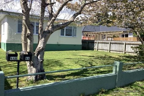 Photo of property in 44 Duncan Street, Tawa, Wellington, 5028