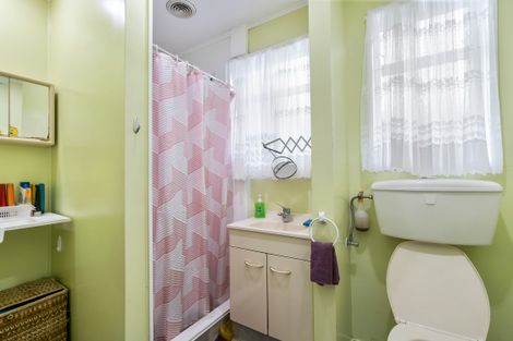 Photo of property in 31 Beaumaris Crescent, Ascot Park, Porirua, 5024