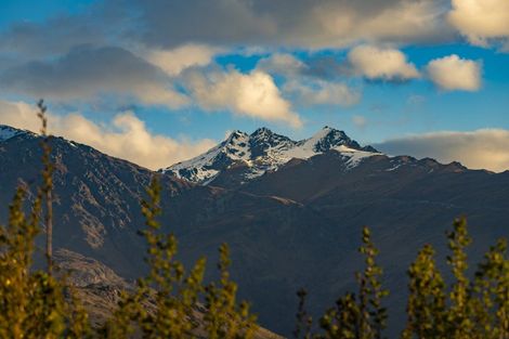 Photo of property in 7 Derby Street, Arrowtown, 9302