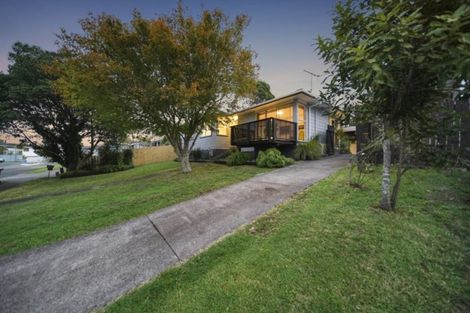 Photo of property in 19 Robert Allan Way, Pakuranga Heights, Auckland, 2010