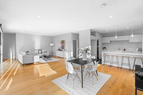 Photo of property in 5 Bargrove Close, Halswell, Christchurch, 8025