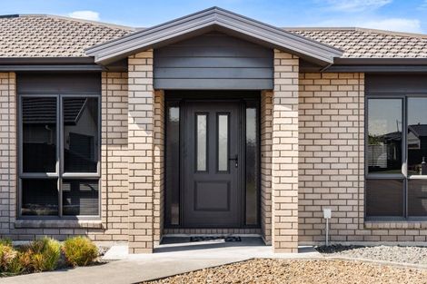 Photo of property in 11 Lewis Way, Poraiti, Napier, 4112